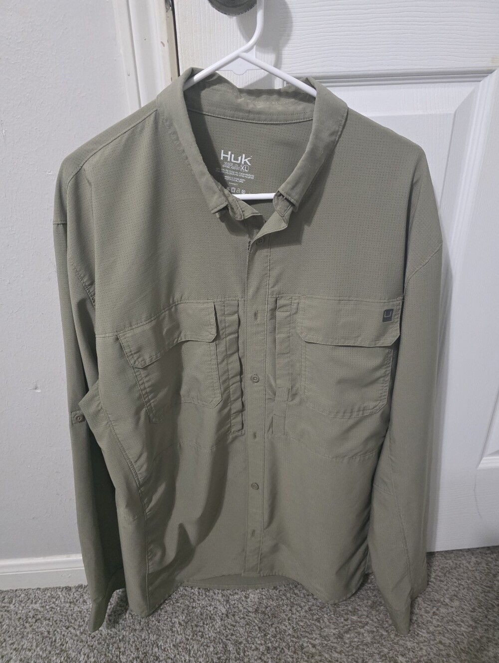 Huk Men's Lightweight Long-Sleeve Shirt Jacket in Olive